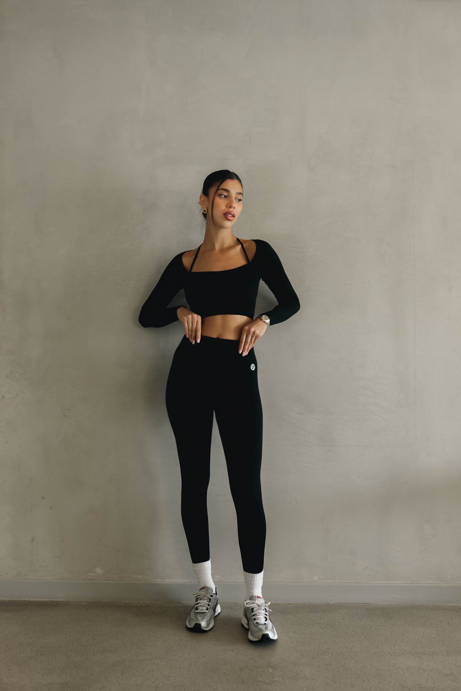Luna Cropped Long Sleeve Shirt